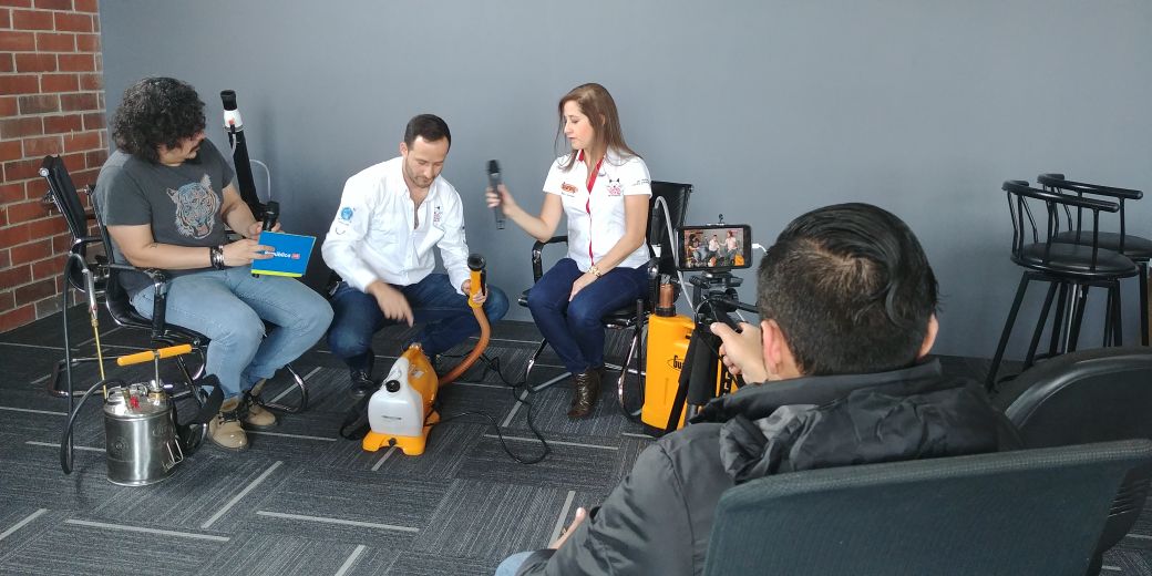 ENTREVISTA REPUBLICA GT FACEBOOK 3